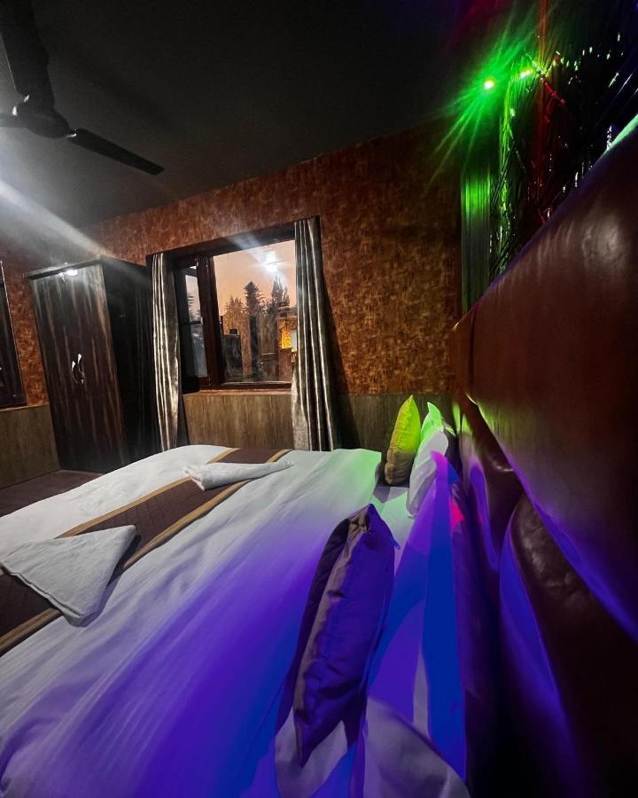 Lands End Resort Anantnag Экстерьер фото