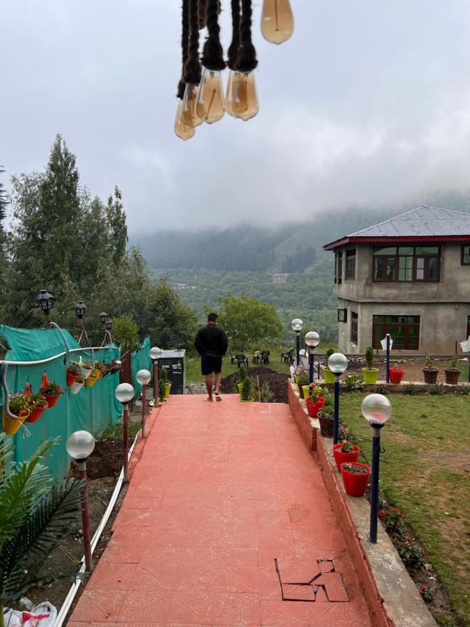 Lands End Resort Anantnag Экстерьер фото